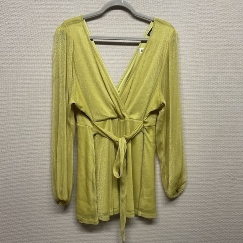 NWOT Torrid‎ Yellow Knit Glitter Lurex Surplice Peplum Blouse Top Women 3X China